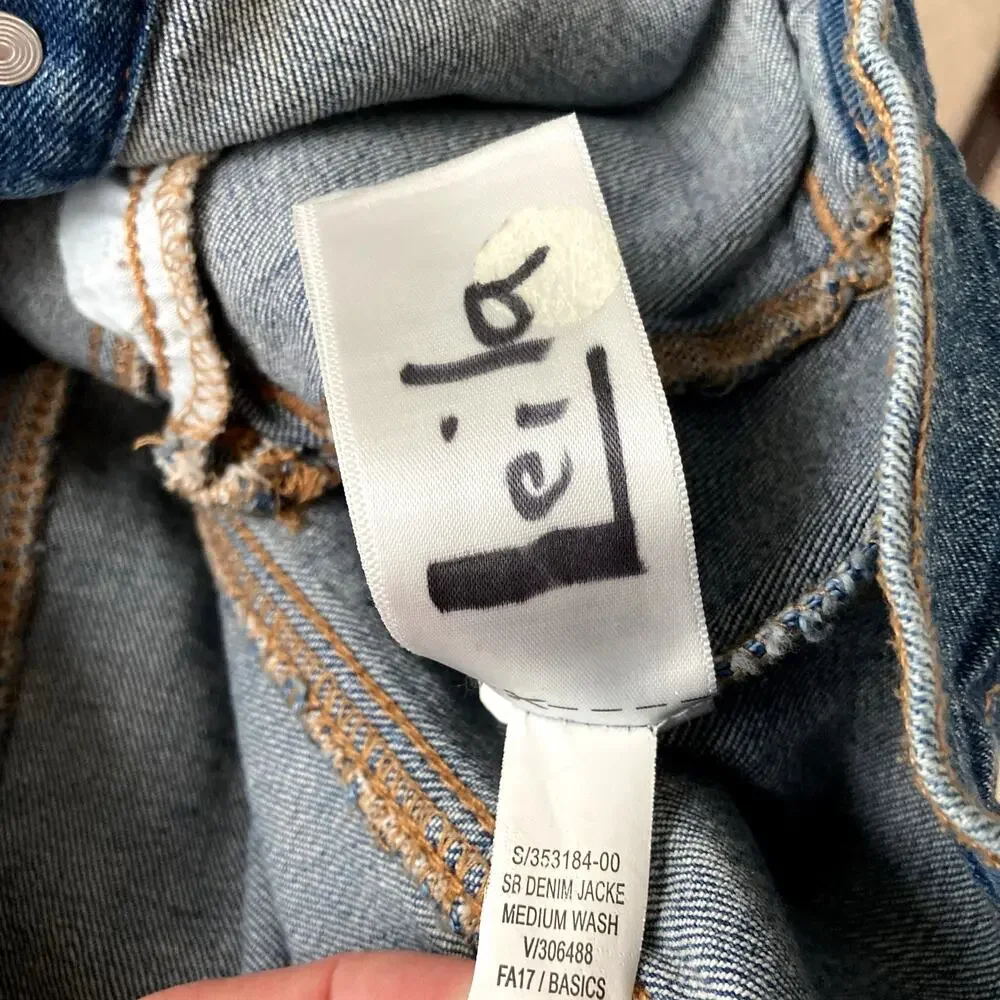 Old Navy Medium Wash Denim Jean Jacket - Large 10/12